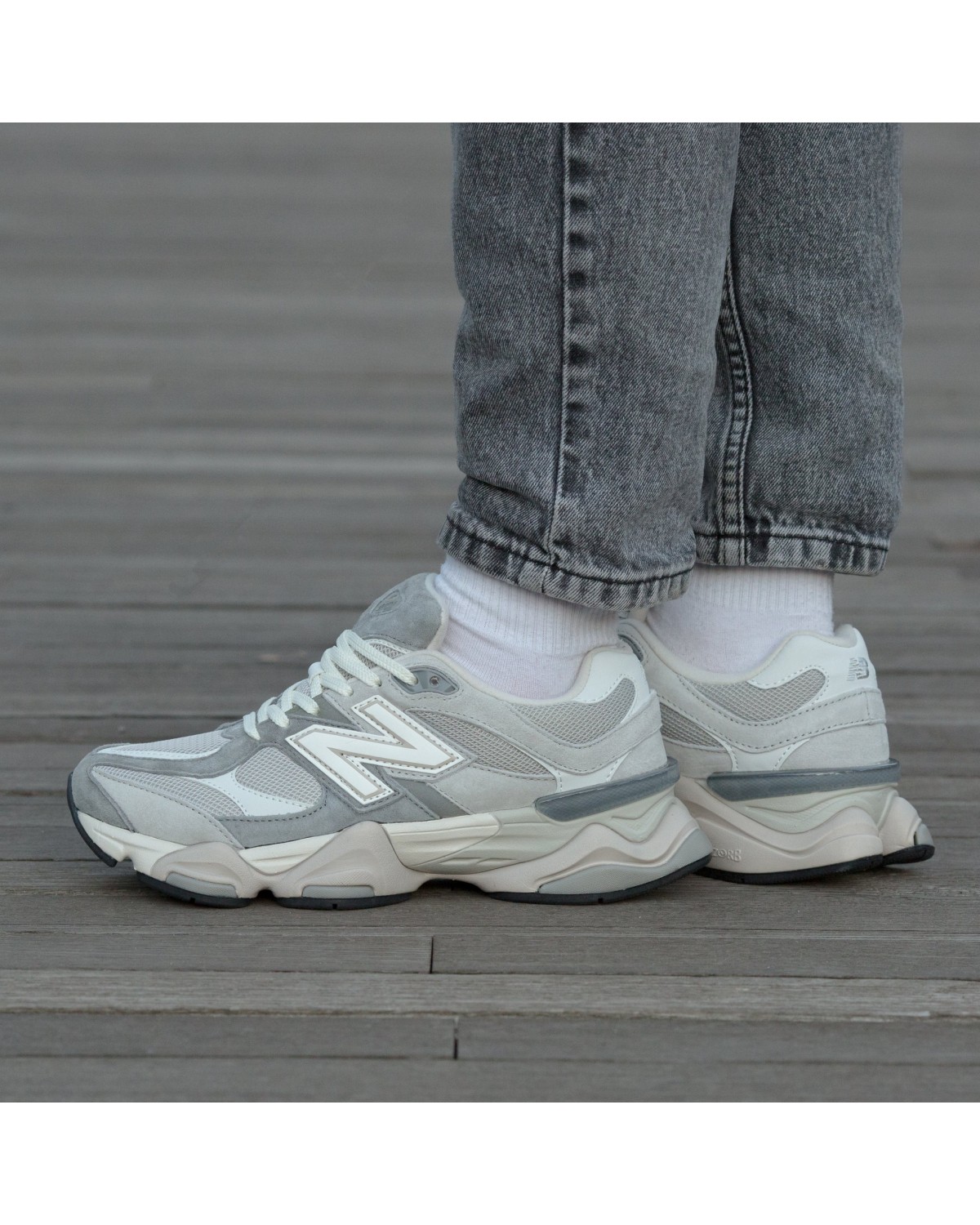 New Balance 9060 Grey