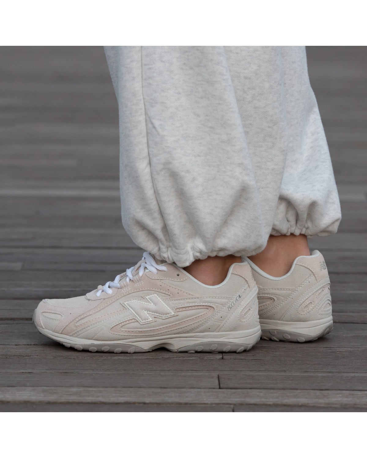 New Balance 204L Beige