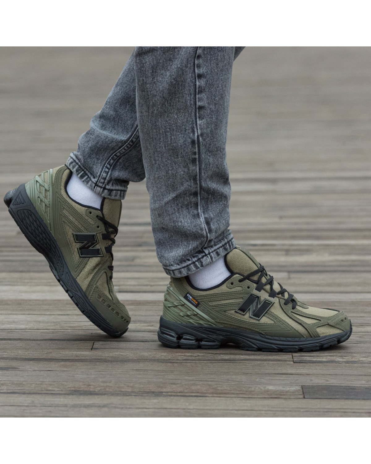 New Balance 1906R Cordura Khaki Black New Balance 1906R Cordura Khaki Black