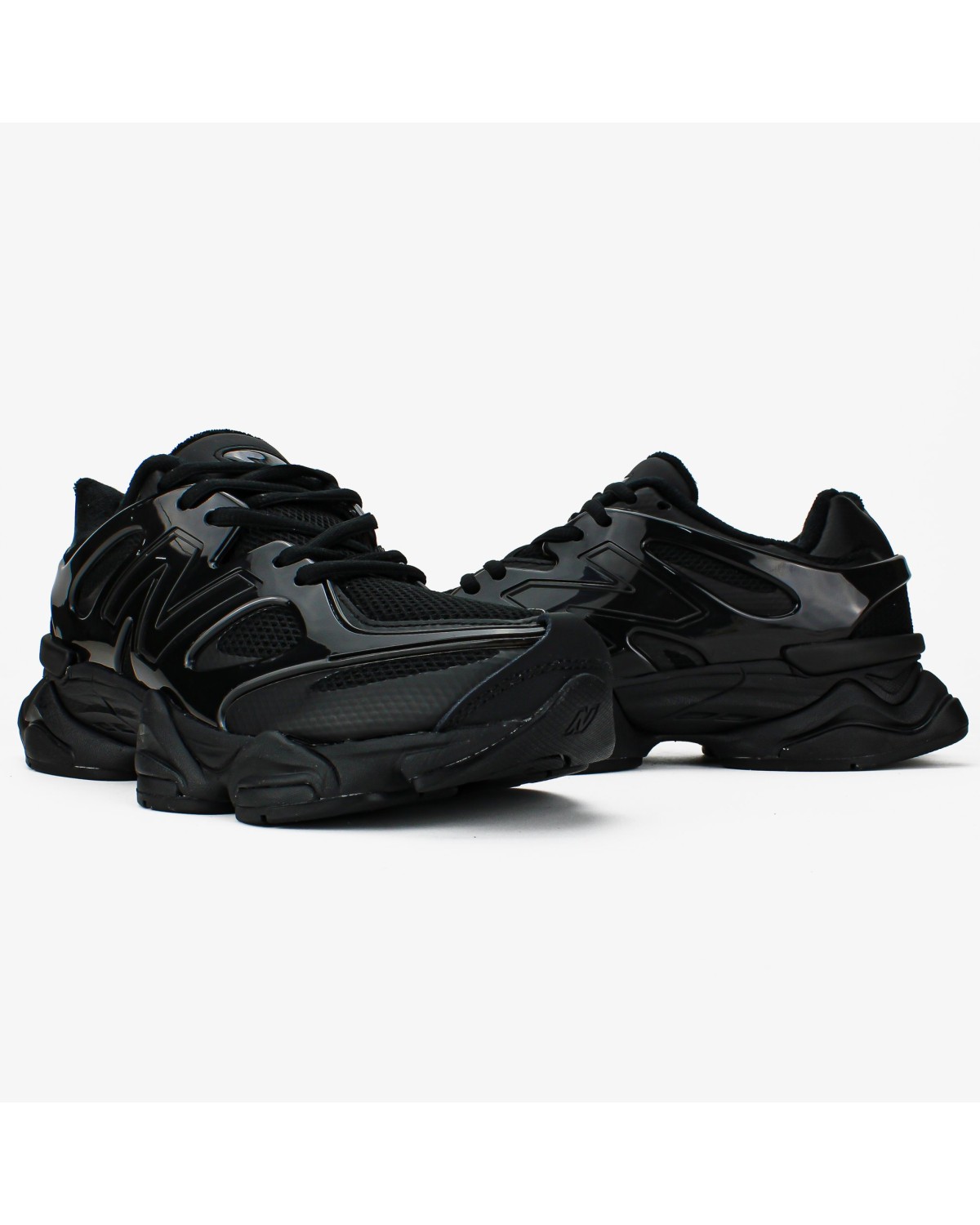 New Balance 9060 x Black Cat New Balance 9060 x Black Cat