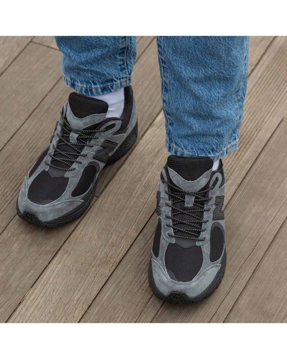 New Balance 2002R Gore-Tex Grey Black New Balance 2002R Gore-Tex Grey Black