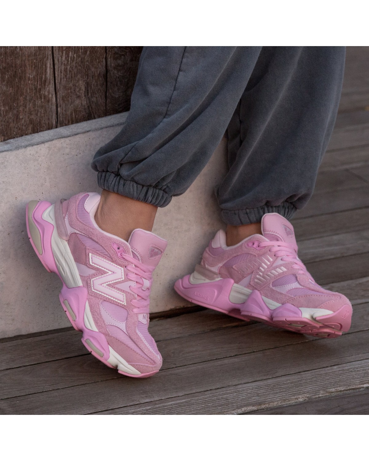 New Balance 9060 Pink New Balance 9060 Pink