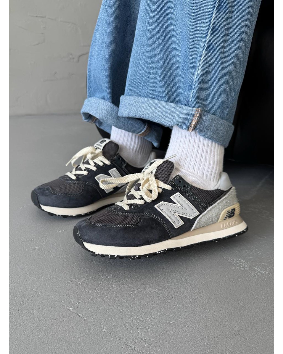 New Balance 574 Dark Grey Beige New Balance 574 Dark Grey Beige