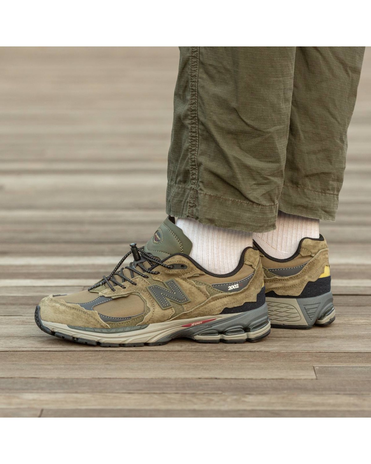 New Balance 2002R Protection Pack Khaki