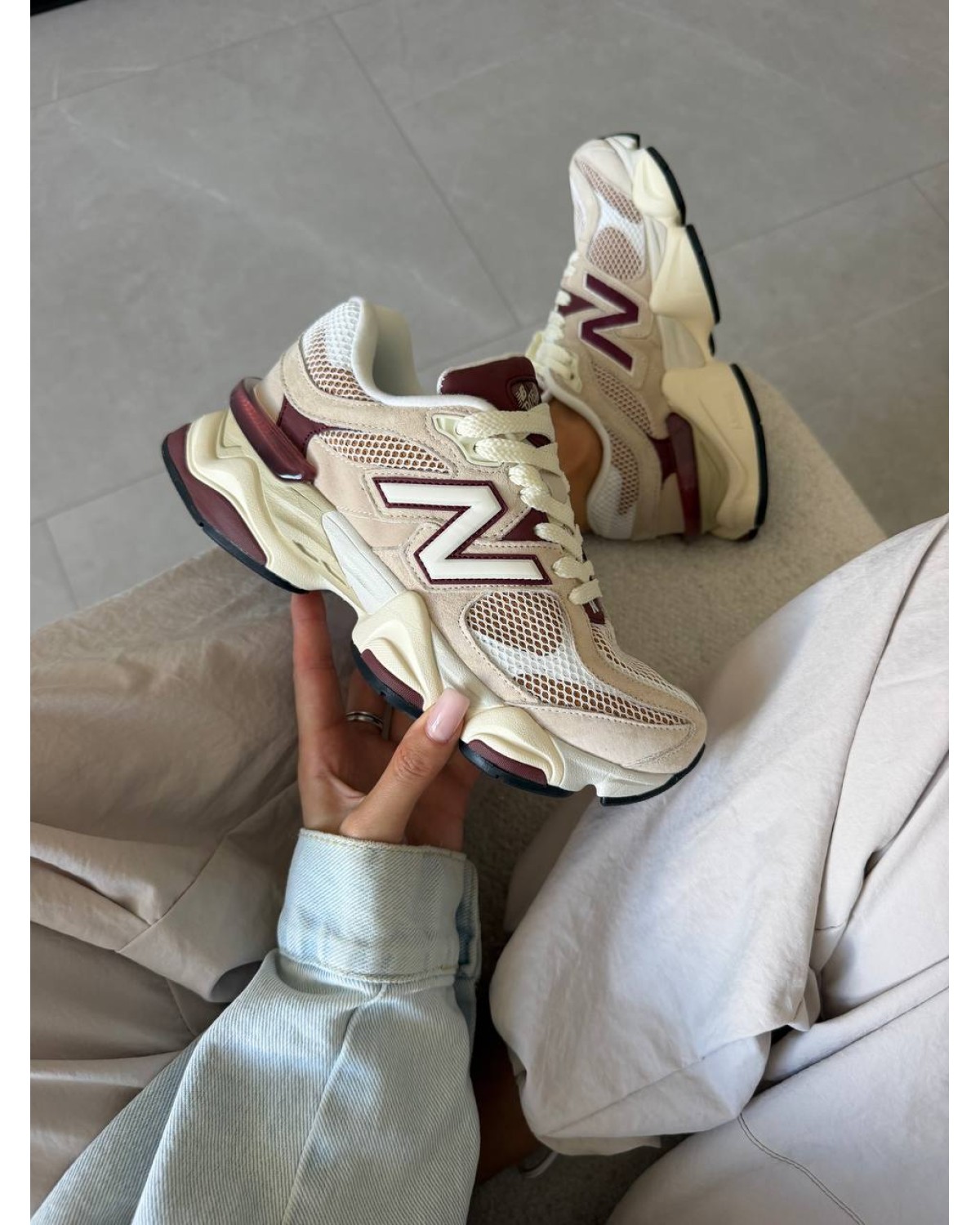 New Balance 9060 Linen Burgundy