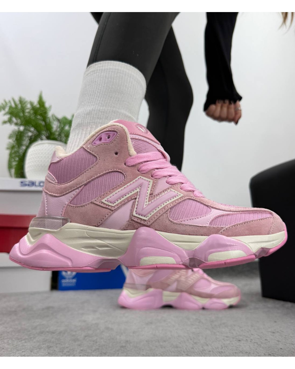 New Balance 9060 Pink New Balance 9060 Pink