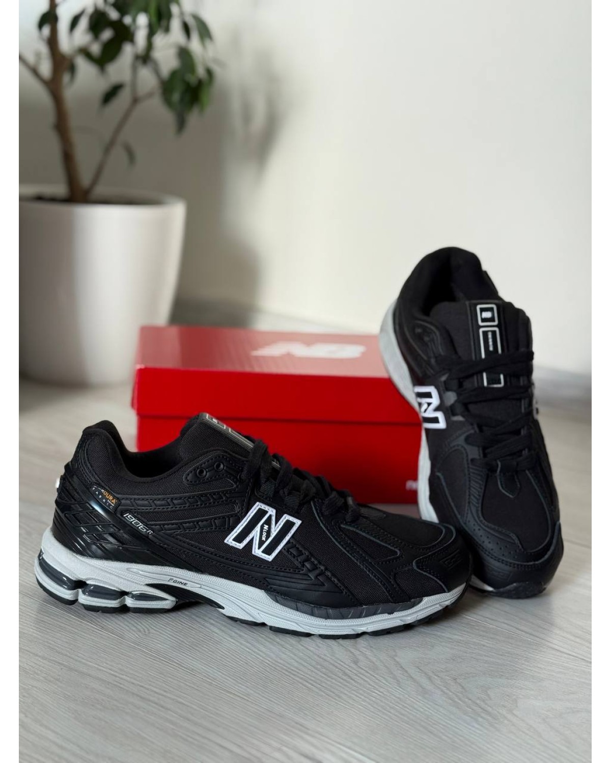 New Balance 1906R Cordura Black Beige