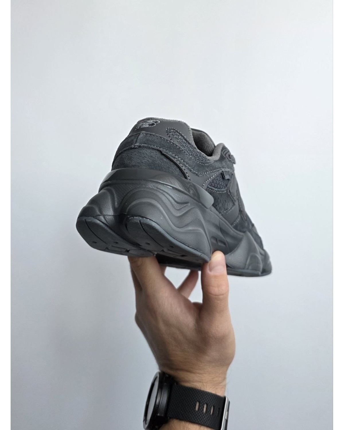 New Balance 9060 Gore-Tex Charcoal New Balance 9060 Gore-Tex Charcoal