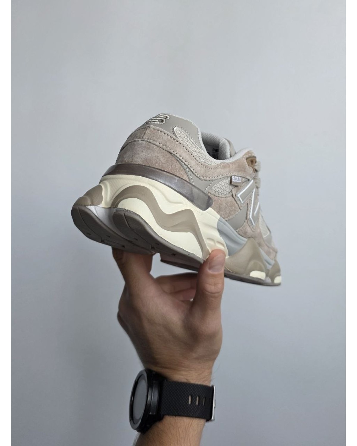 New Balance 9060 Gore-Tex Light Taupe New Balance 9060 Gore-Tex Light Taupe