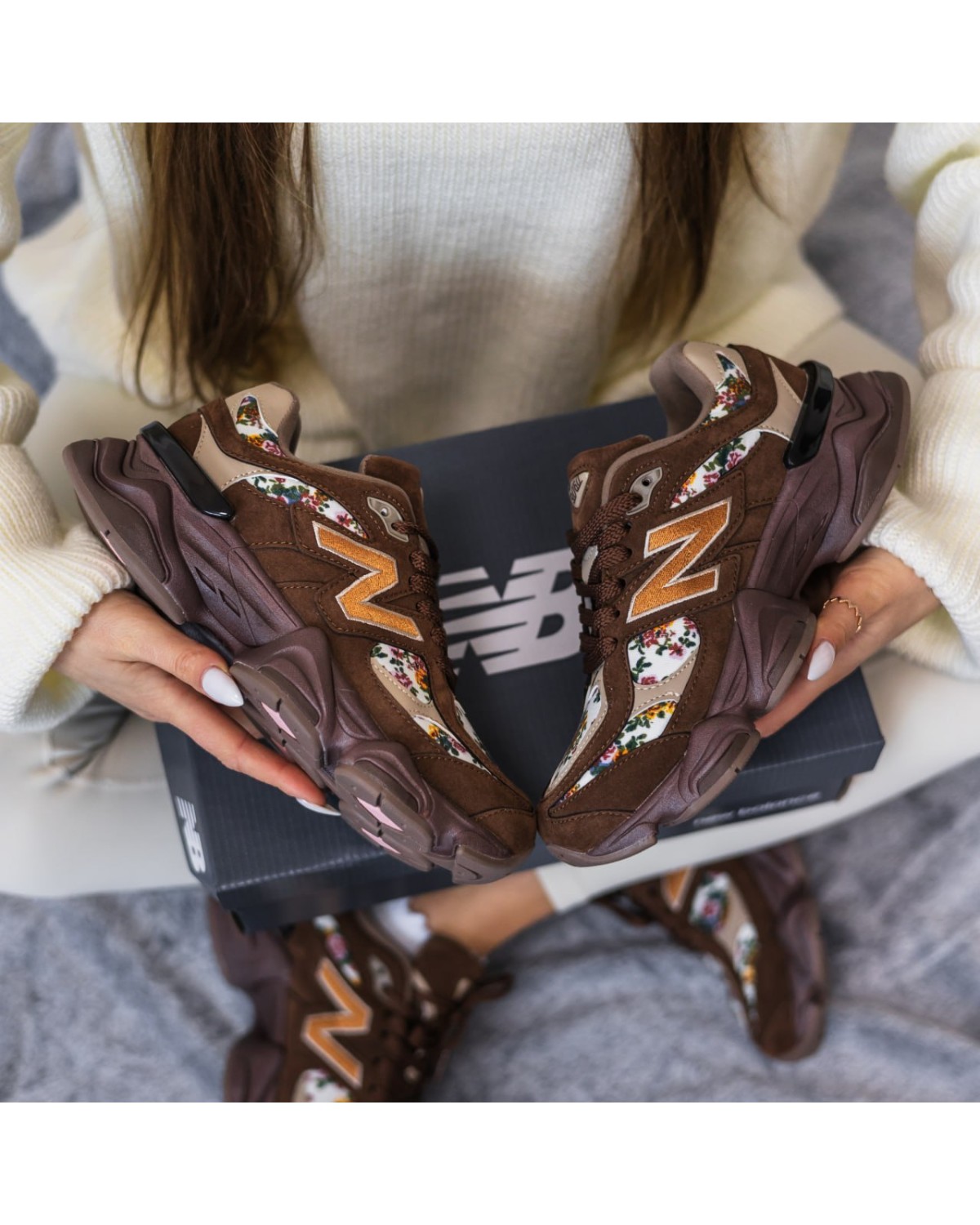 New Balance 9060 Atmos Pink New Balance 9060 Atmos Pink