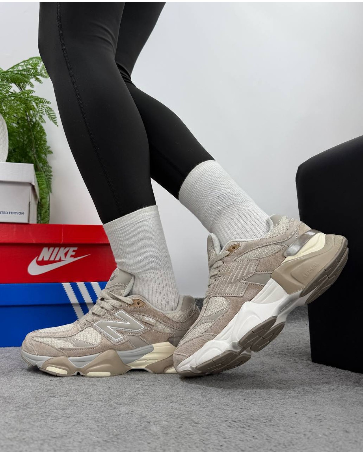 New Balance 9060 Beige New Balance 9060 Beige