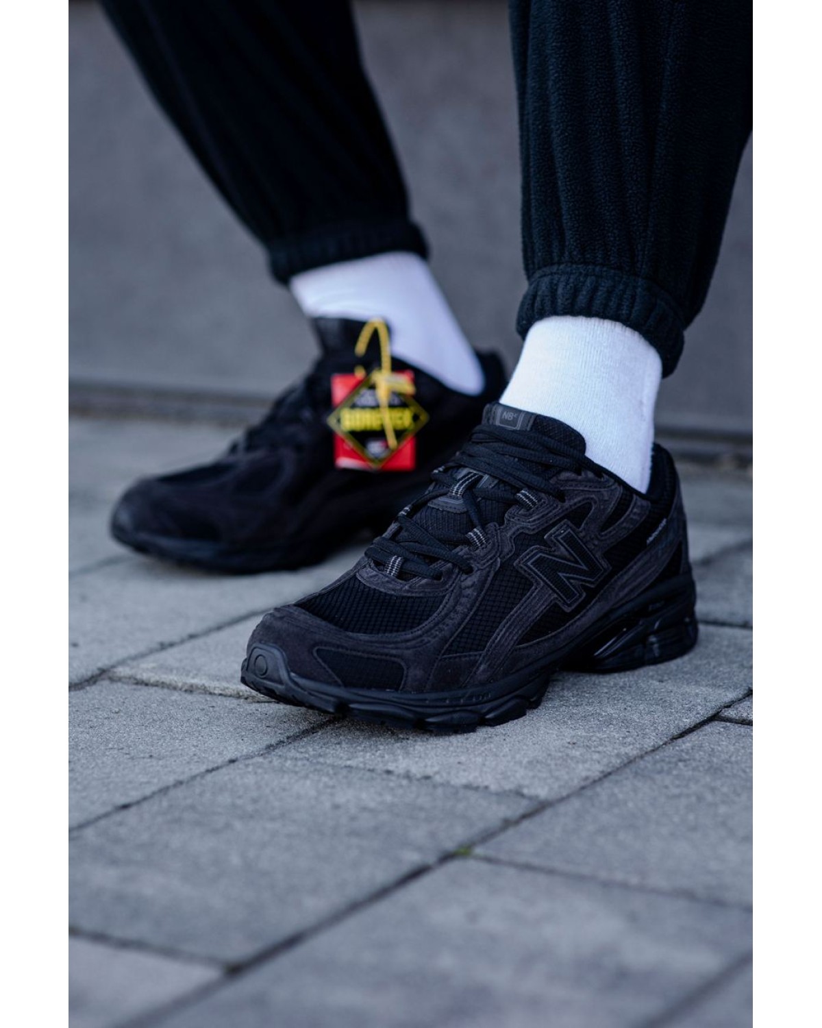 New Balance 740 Gore-Tex Black New Balance 740 Gore-Tex Black