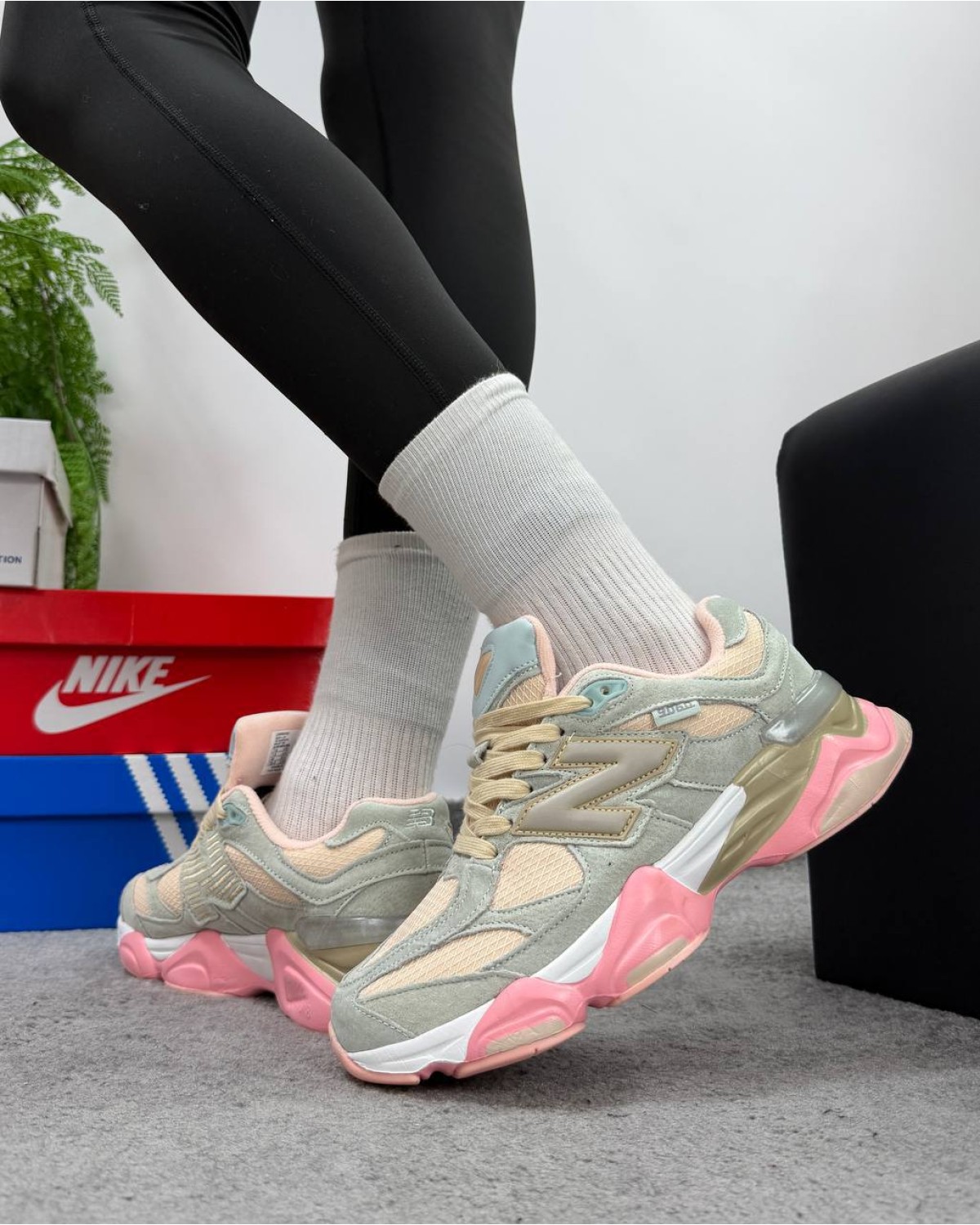 New Balance 9060 Beige Pink New Balance 9060 Beige Pink
