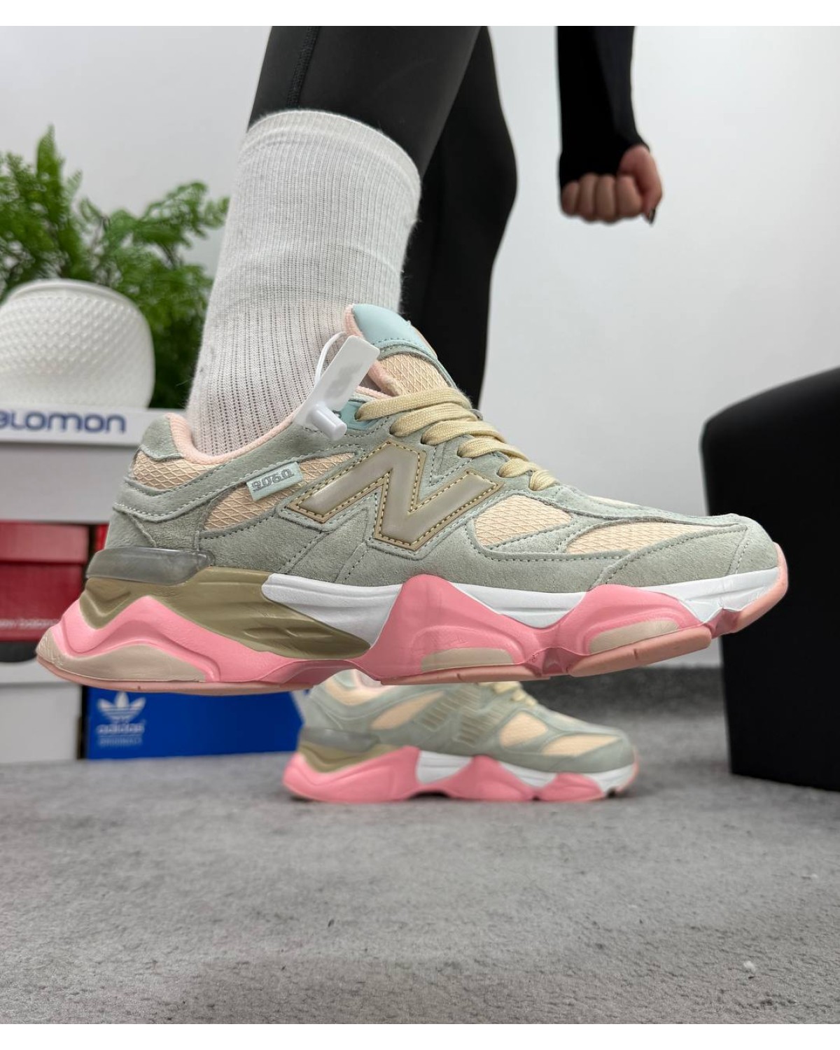 New Balance 9060 Beige Pink New Balance 9060 Beige Pink