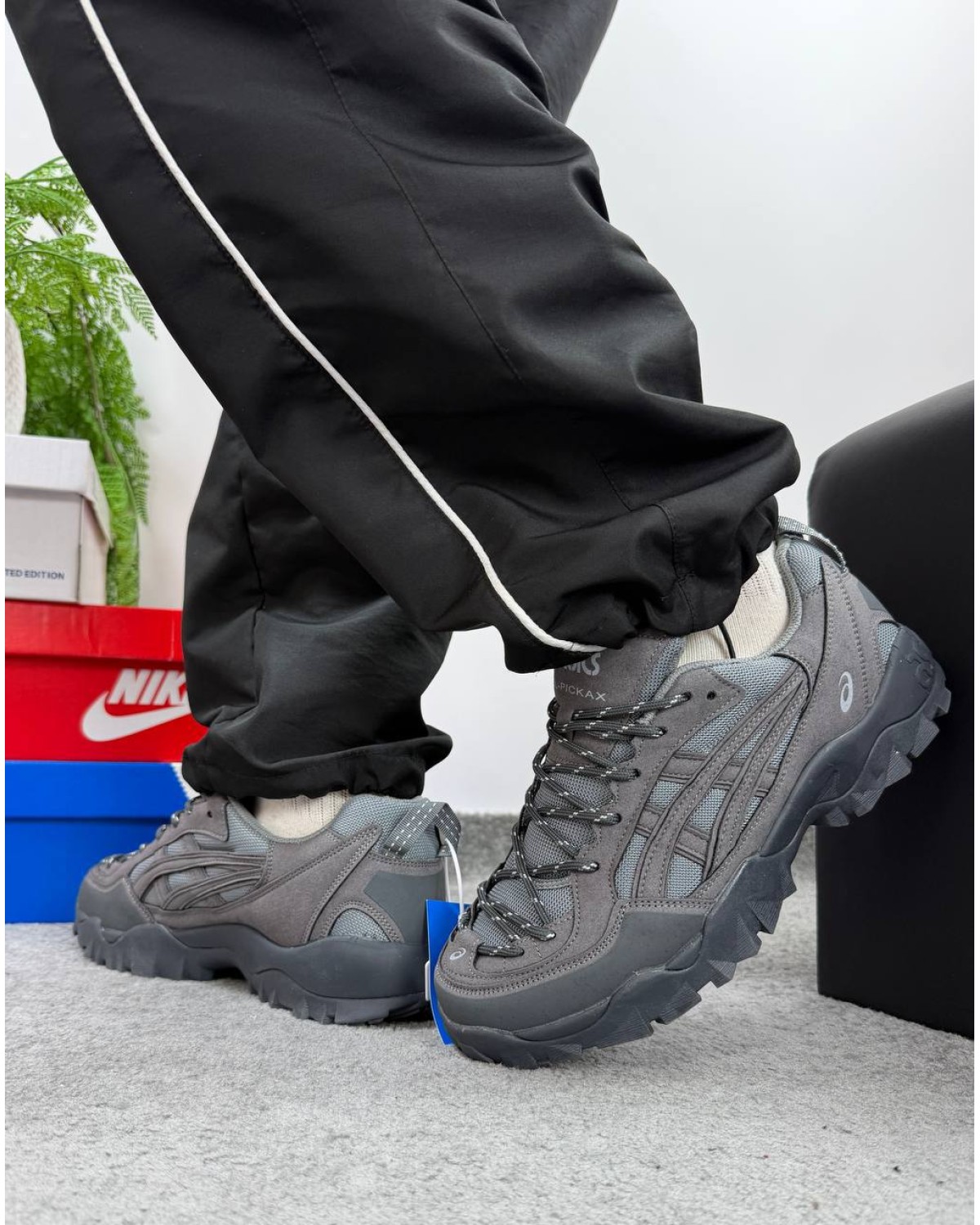 Asics Gel-Pickax Black Grey Asics Gel-Pickax Black Grey