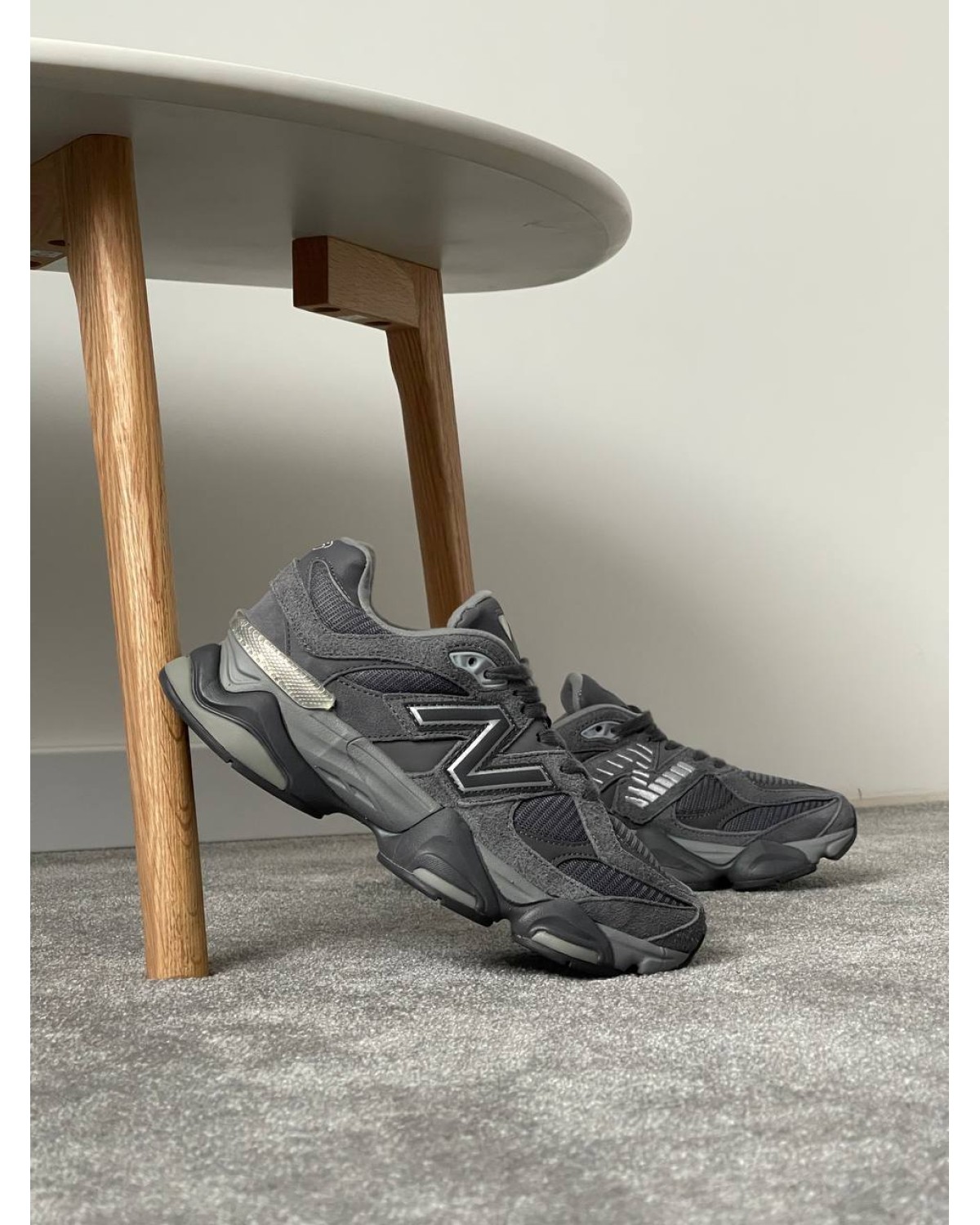 New Balance 9060 Magnet New Balance 9060 Magnet