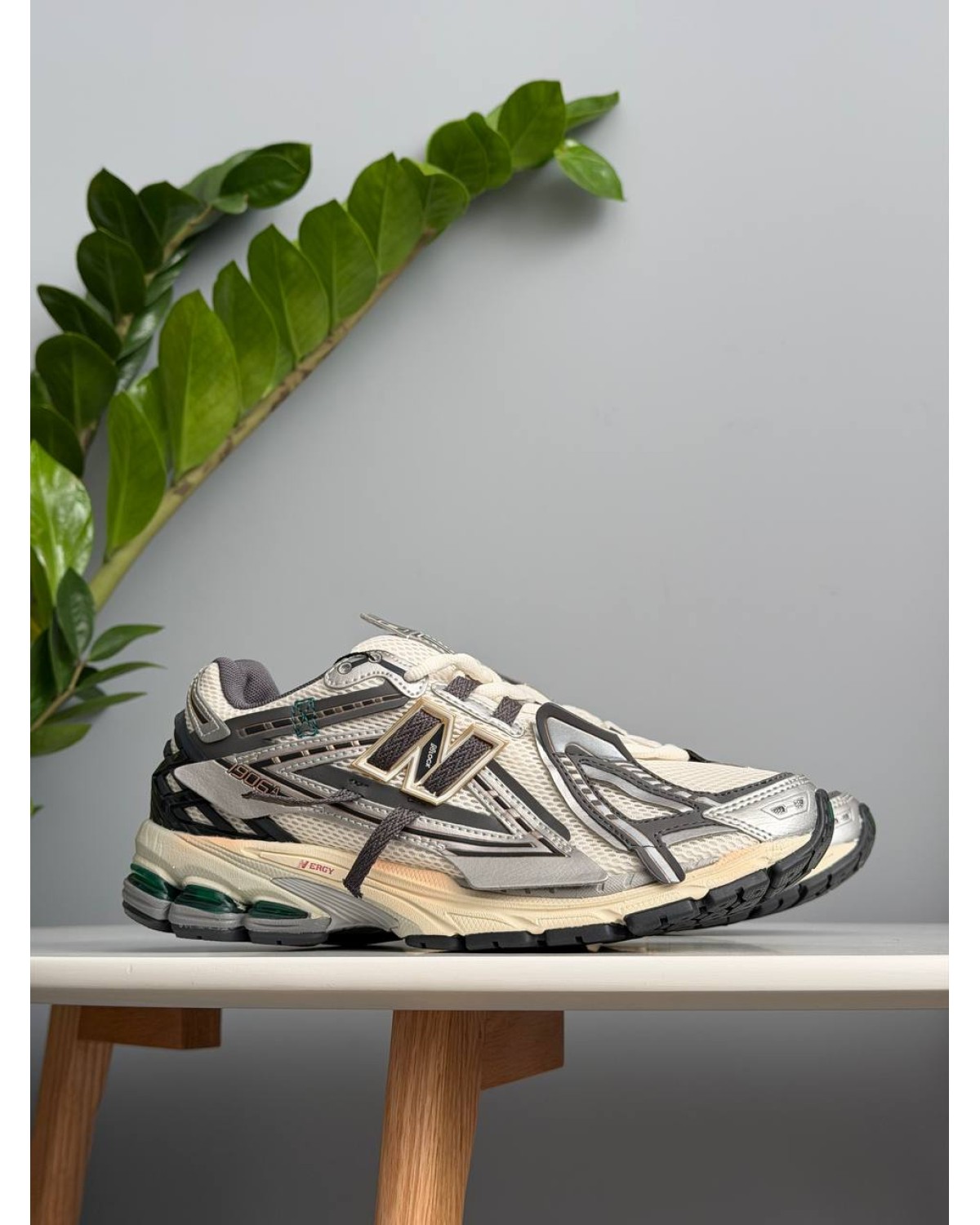 New Balance 1906A Double Laces Silver Gold Metallic New Balance 1906A Double Laces Silver Gold Metallic