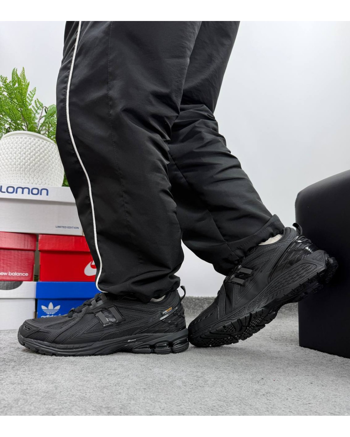 New Balance 1906R Black Gore Tex Cordura New Balance 1906R Black Gore Tex Cordura