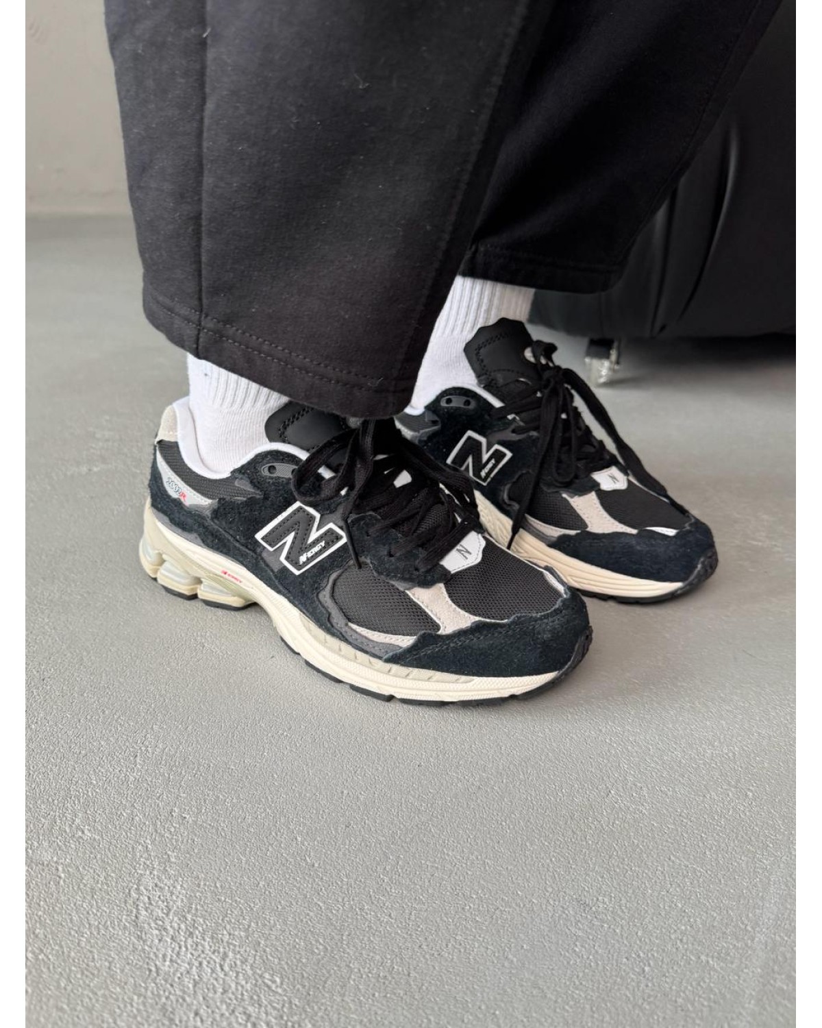 New Balance 2002R Protection Pack Black New Balance 2002R Protection Pack Black