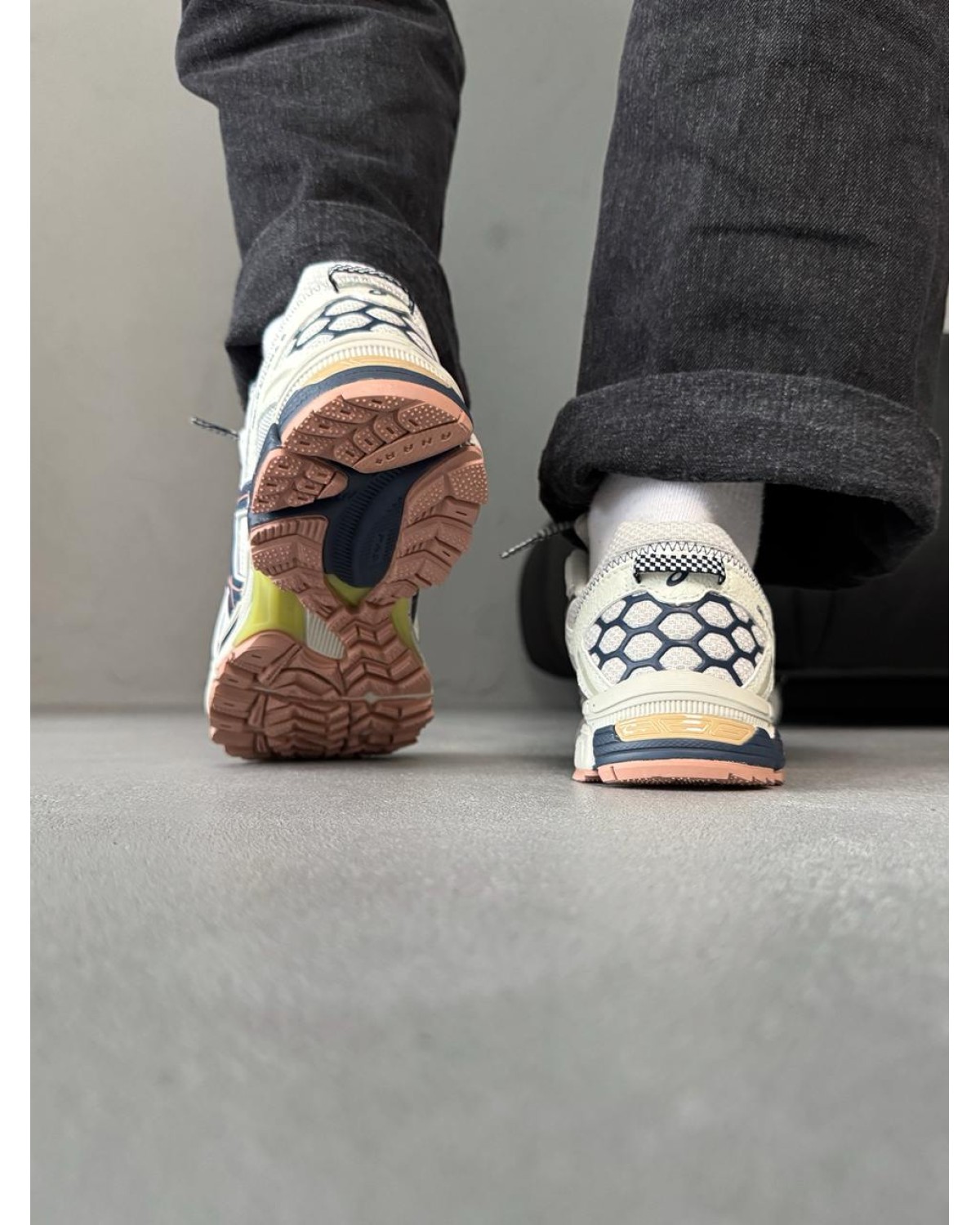 Asics Gel-Kahana 8 Beige Asics Gel-Kahana 8 Beige
