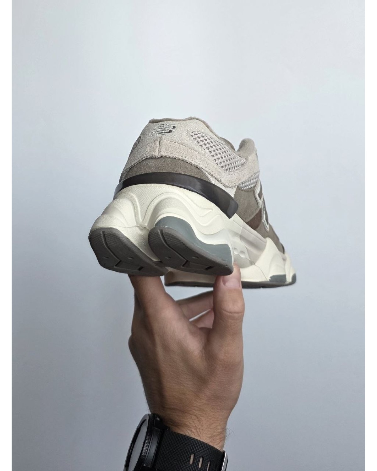 New Balance 9060 Gore-Tex Taupe Beige New Balance 9060 Gore-Tex Taupe Beige