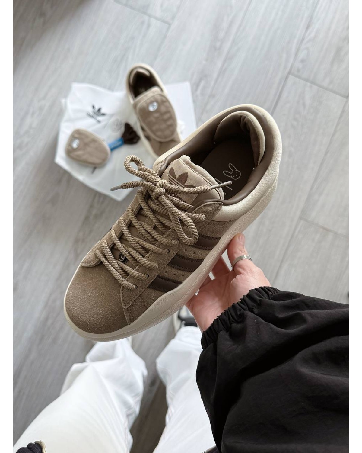Adidas Campus Light x Bad Bunny Olive Adidas Campus Light x Bad Bunny Olive