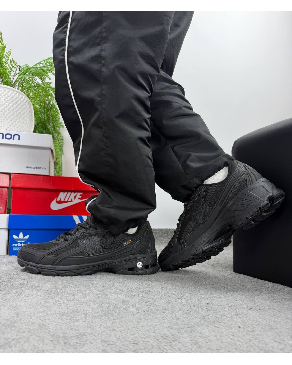 New Balance 740 Black Cordura New Balance 740 Black Cordura