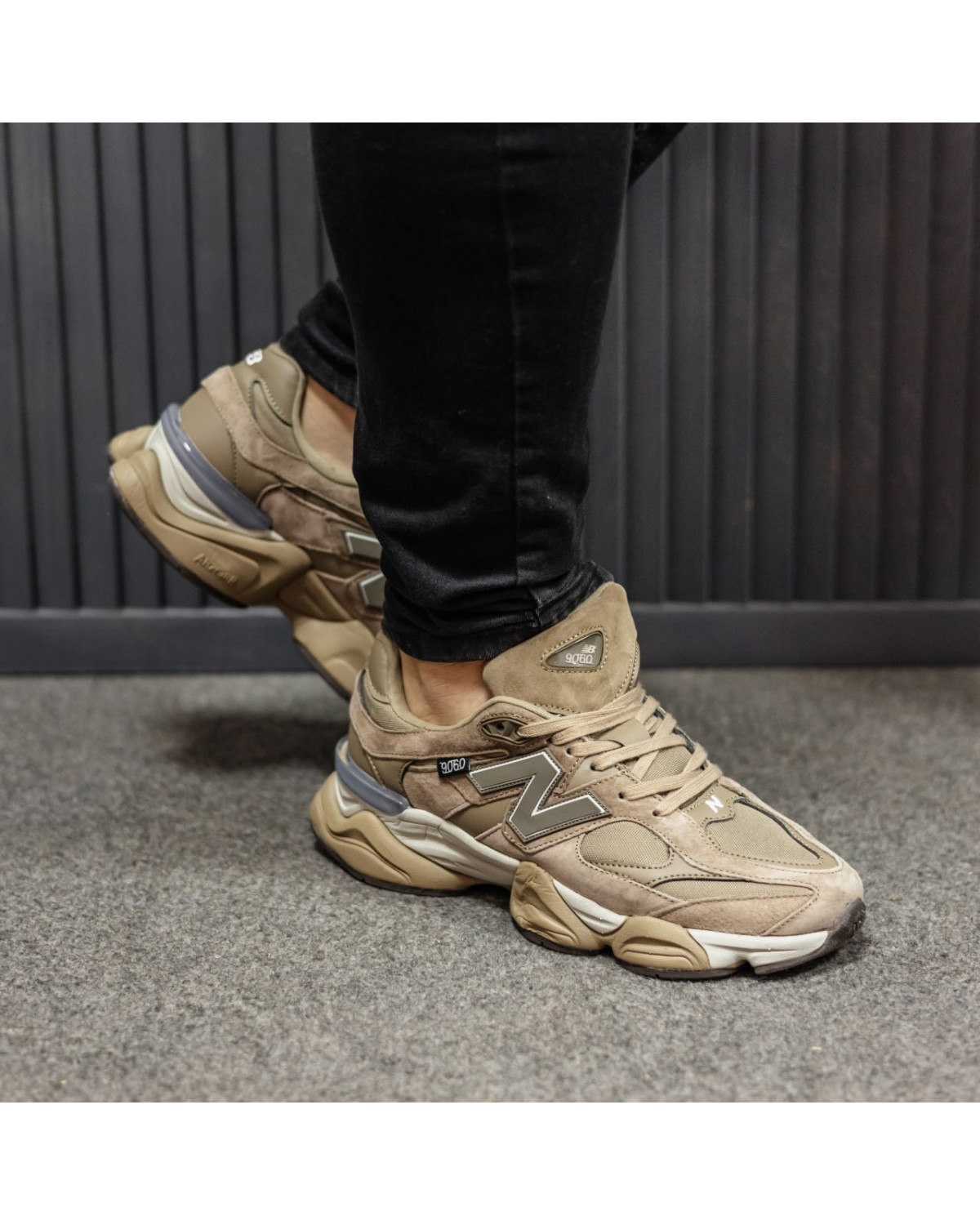 New Balance 9060