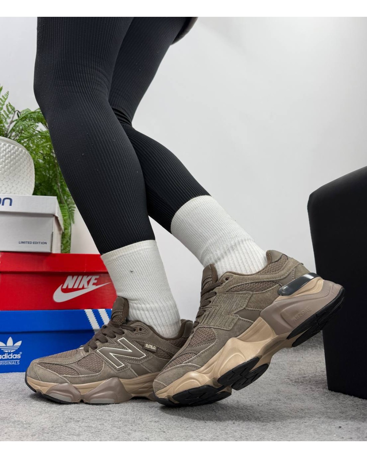 New Balance 9060 Brown Gore Tex New Balance 9060 Brown Gore Tex