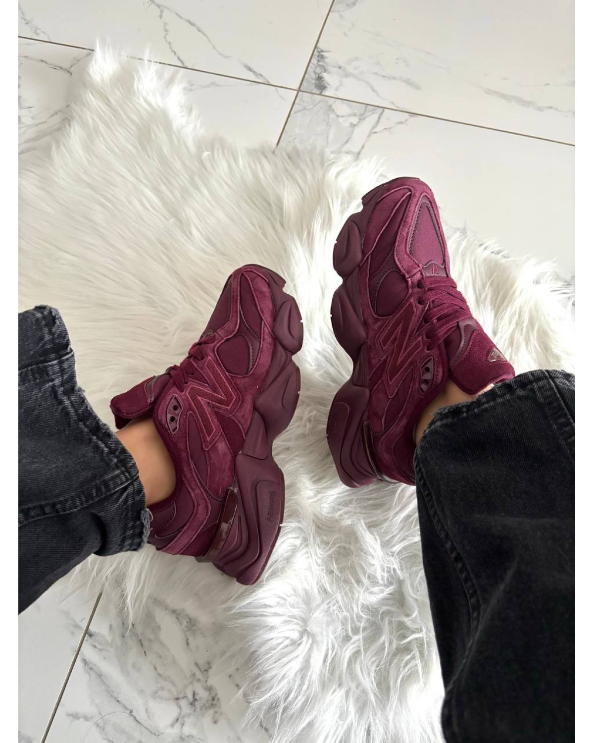 New Balance 9060 Burgundy New Balance 9060 Burgundy