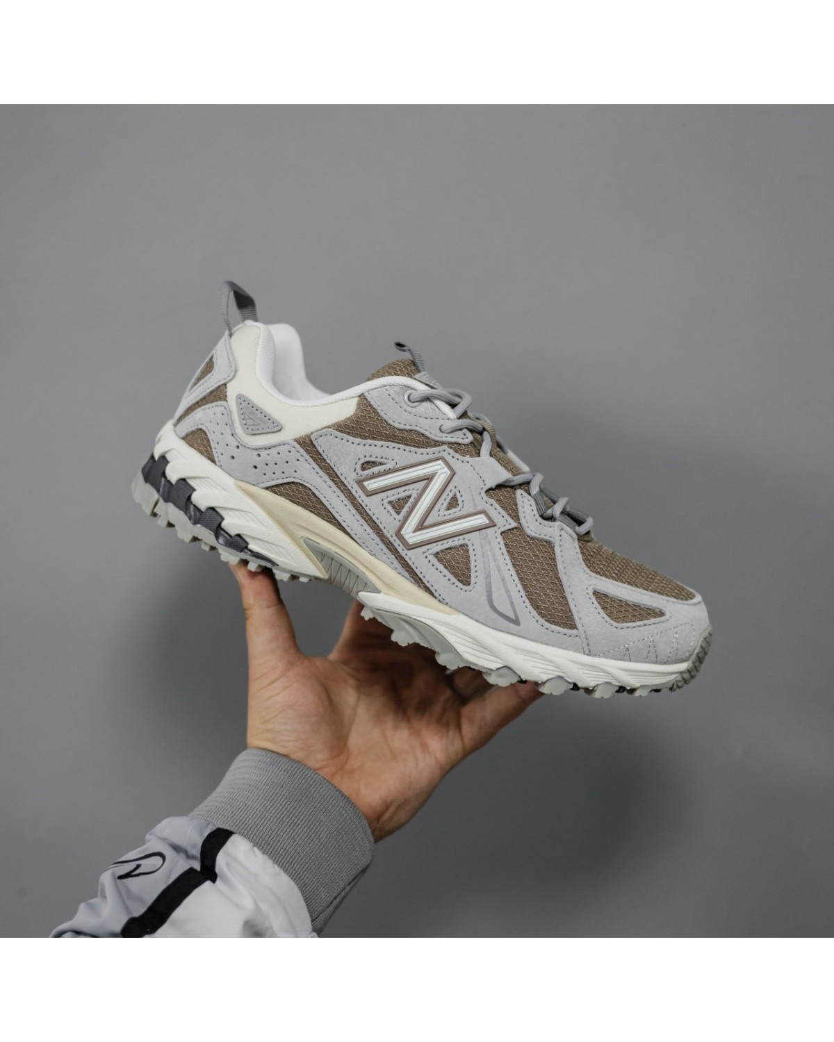 New Balance 610 Grey Brown New Balance 610 Grey Brown