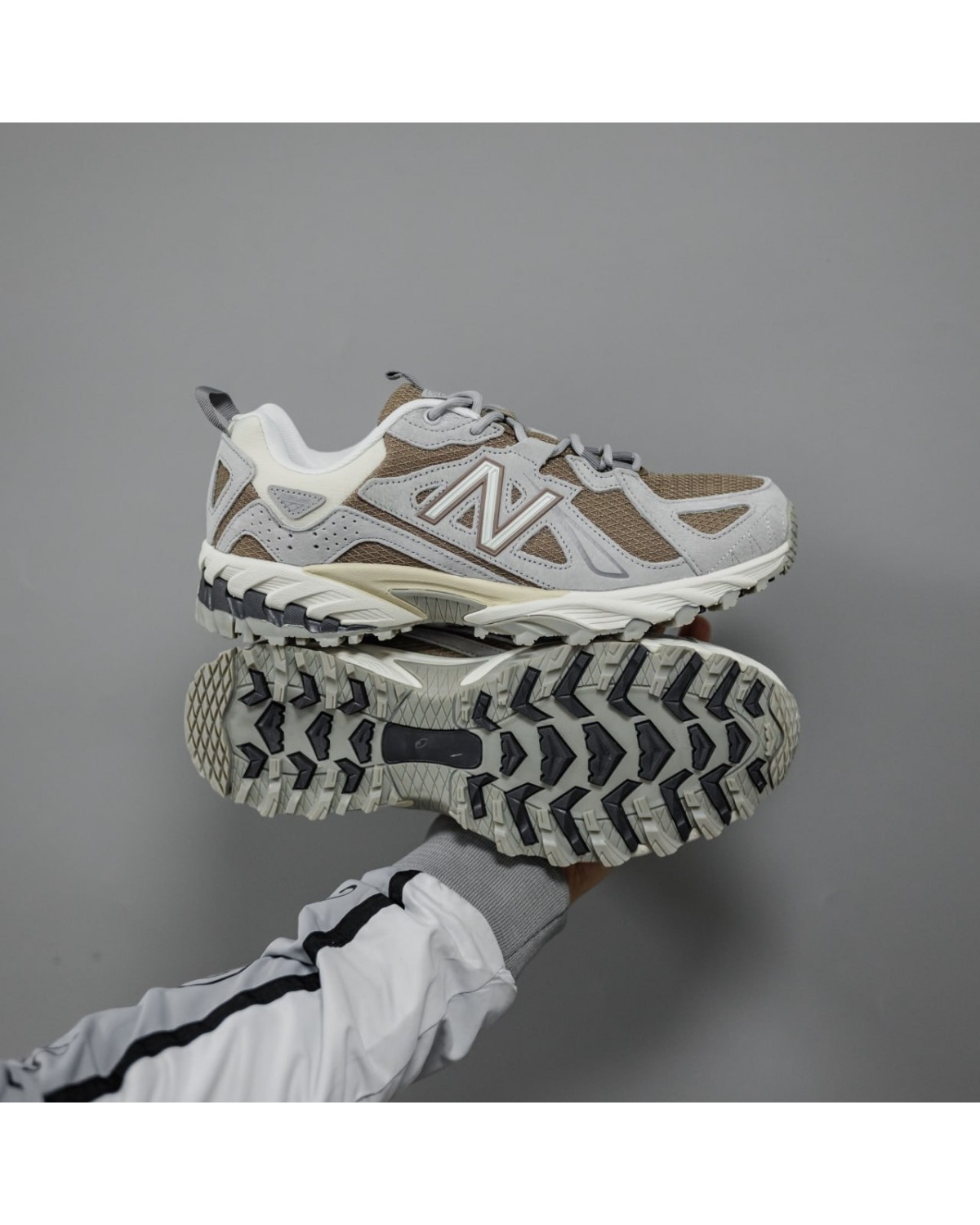 New Balance 610 Grey Brown New Balance 610 Grey Brown