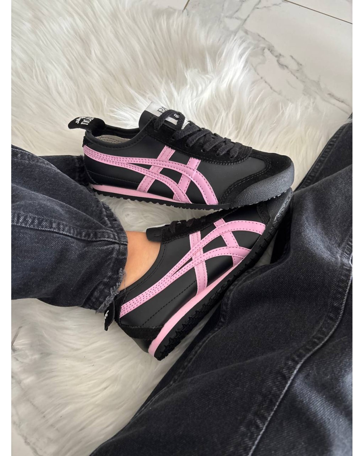 Asics Onitsuka Tiger Mexico 66 Black Pink Cotton Candy Asics Onitsuka Tiger Mexico 66 Black Pink Cotton Candy