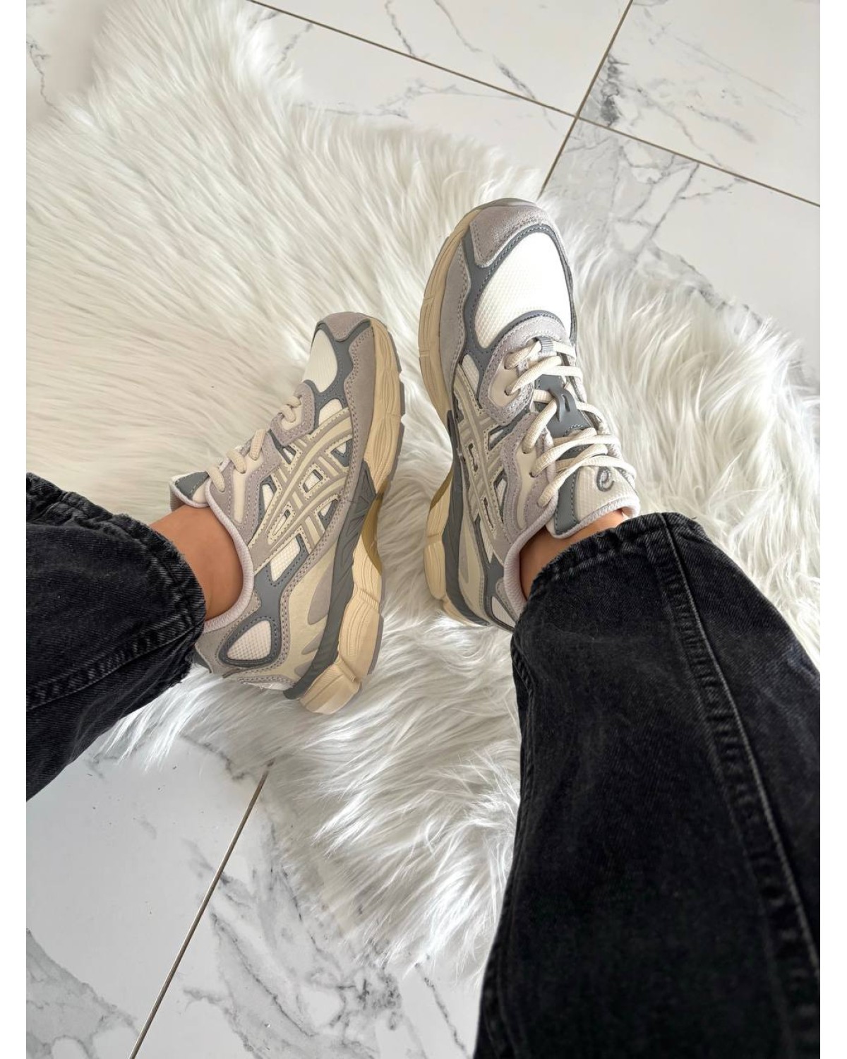 Asics Gel-NYC Cream Oyster Grey Gore-Tex Termo Asics Gel-NYC Cream Oyster Grey Gore-Tex Termo
