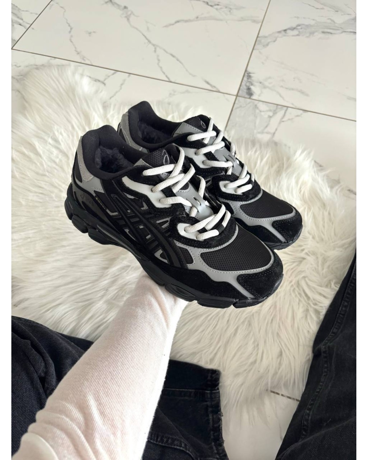 Asics Gel-NYC Black Light Grey Gore-Tex Asics Gel-NYC Black Light Grey Gore-Tex