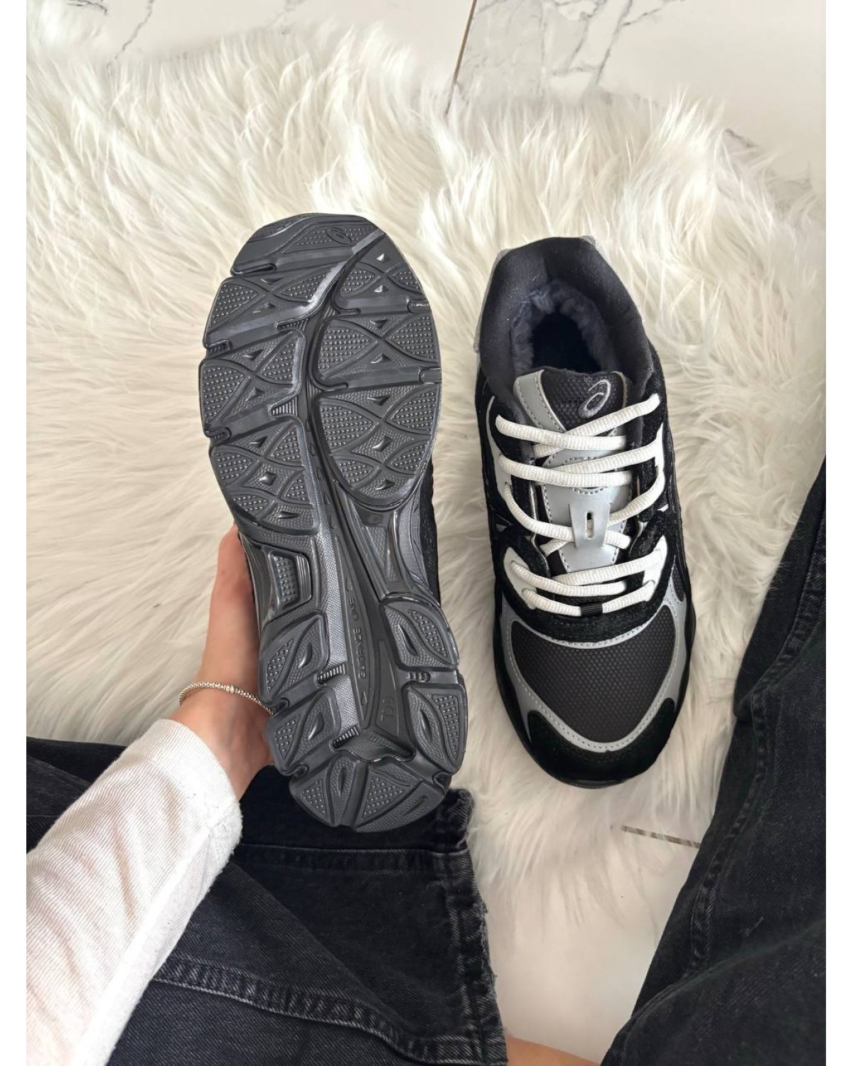 Asics Gel-NYC Black Light Grey Gore-Tex Asics Gel-NYC Black Light Grey Gore-Tex