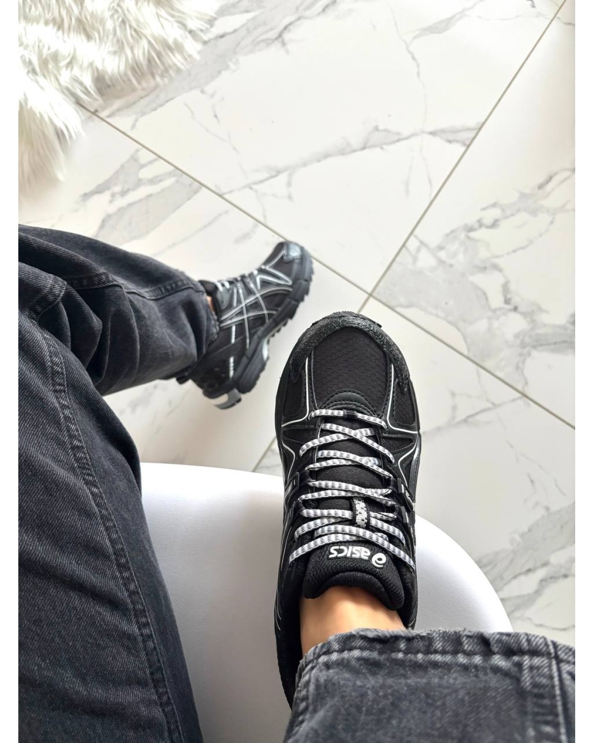 Asics Gel-Kahana 8 GORE-TEX Black White Stripes Asics Gel-Kahana 8 GORE-TEX Black White Stripes