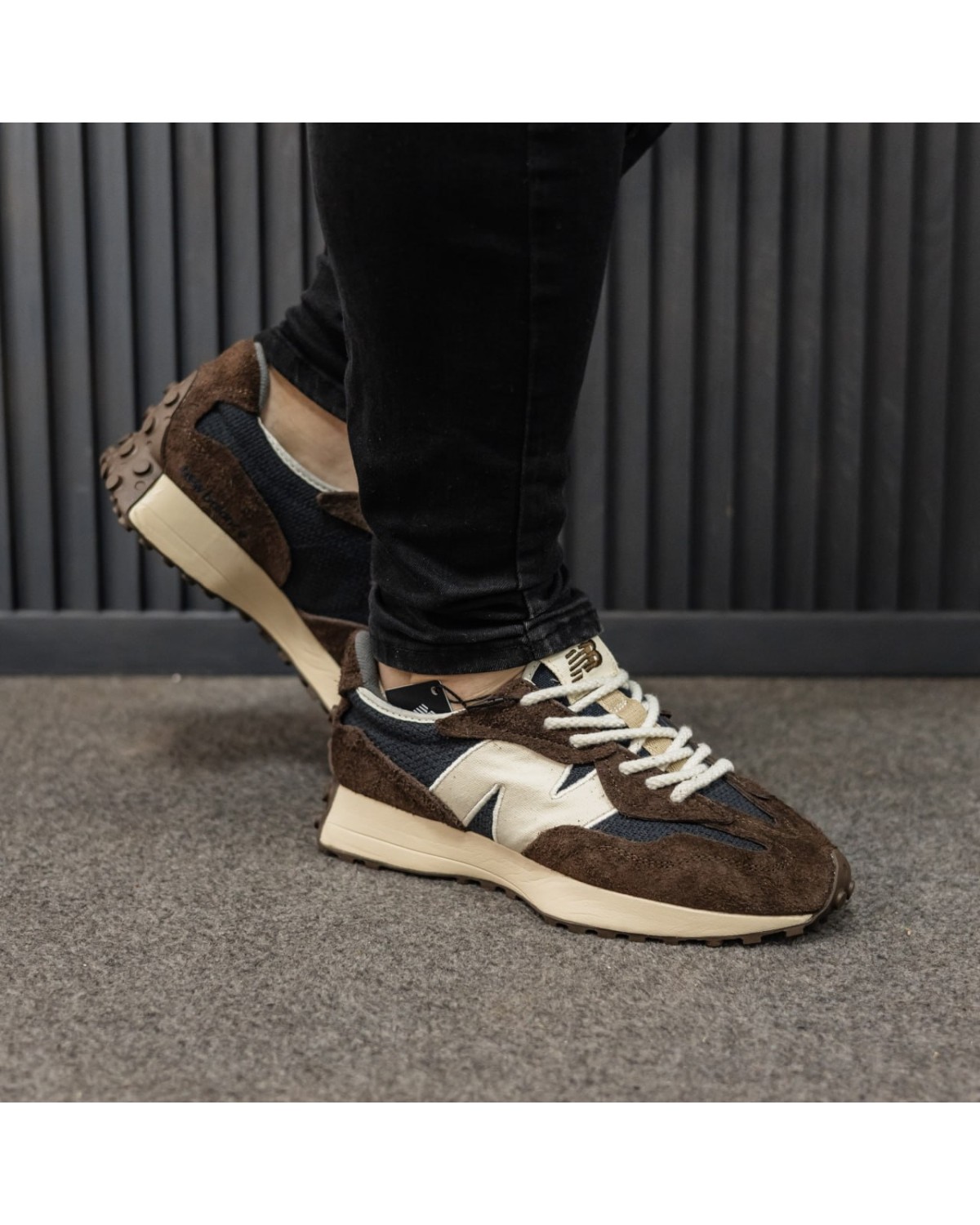 New Balance 327 Brailed Rich Earth Brown