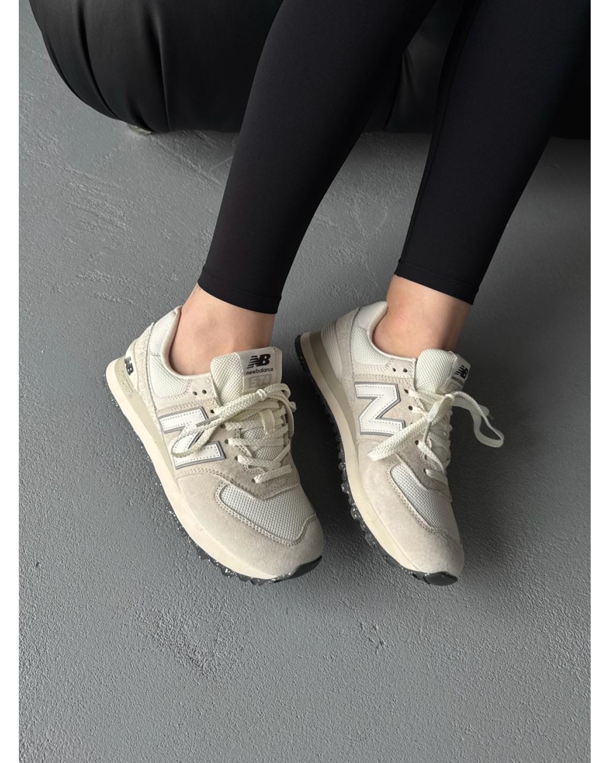 New Balance 574 Beige New Balance 574 Beige
